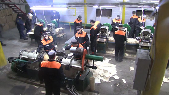 俄羅斯勞教營木筷生產線啟動，產品瞄準中國市場